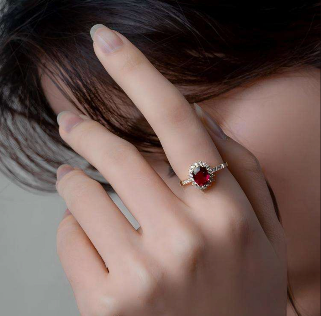 Élan Luxe 18K Gold-Plated Statement Ring