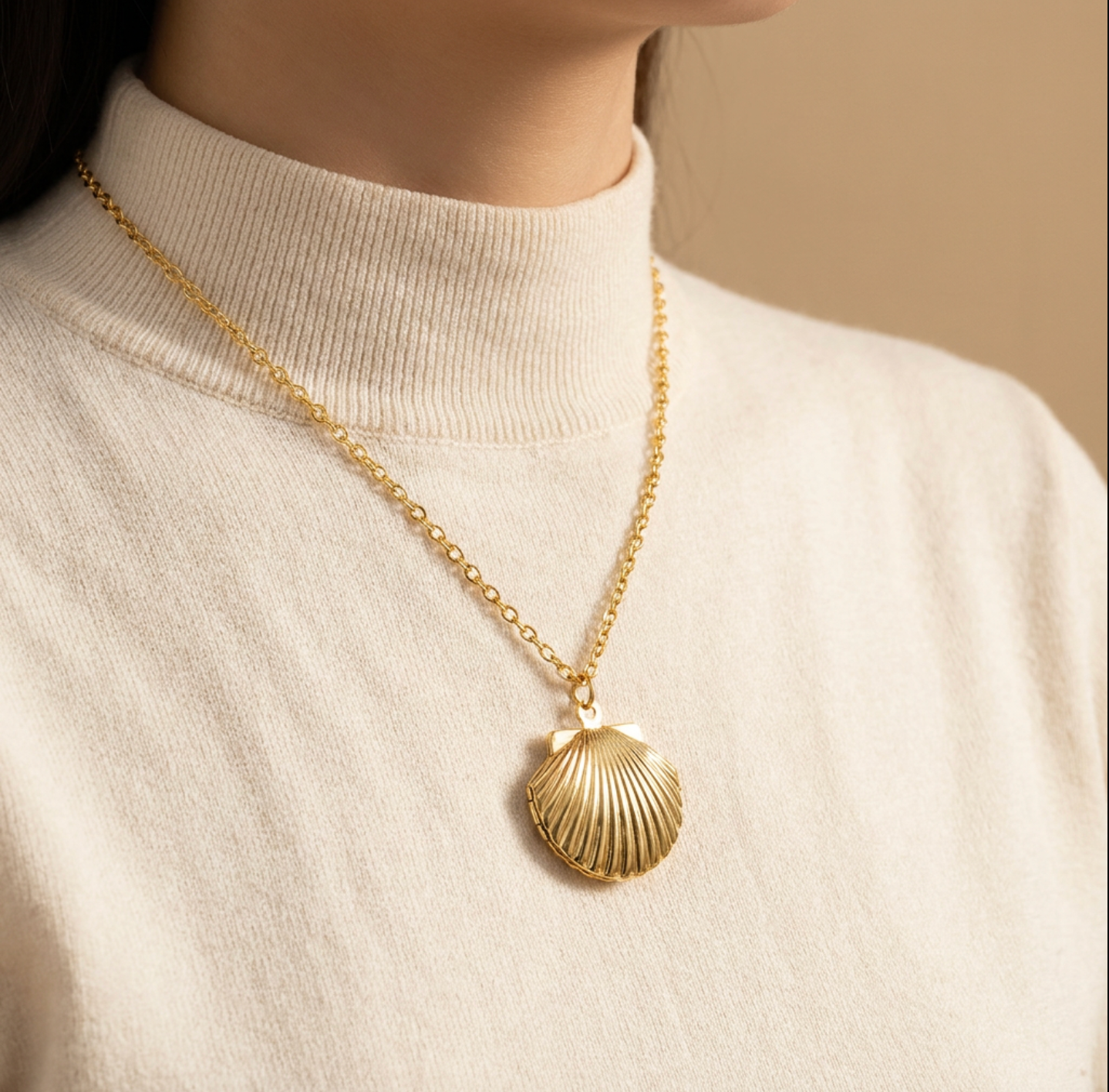 Ocean Shell Locket Necklace